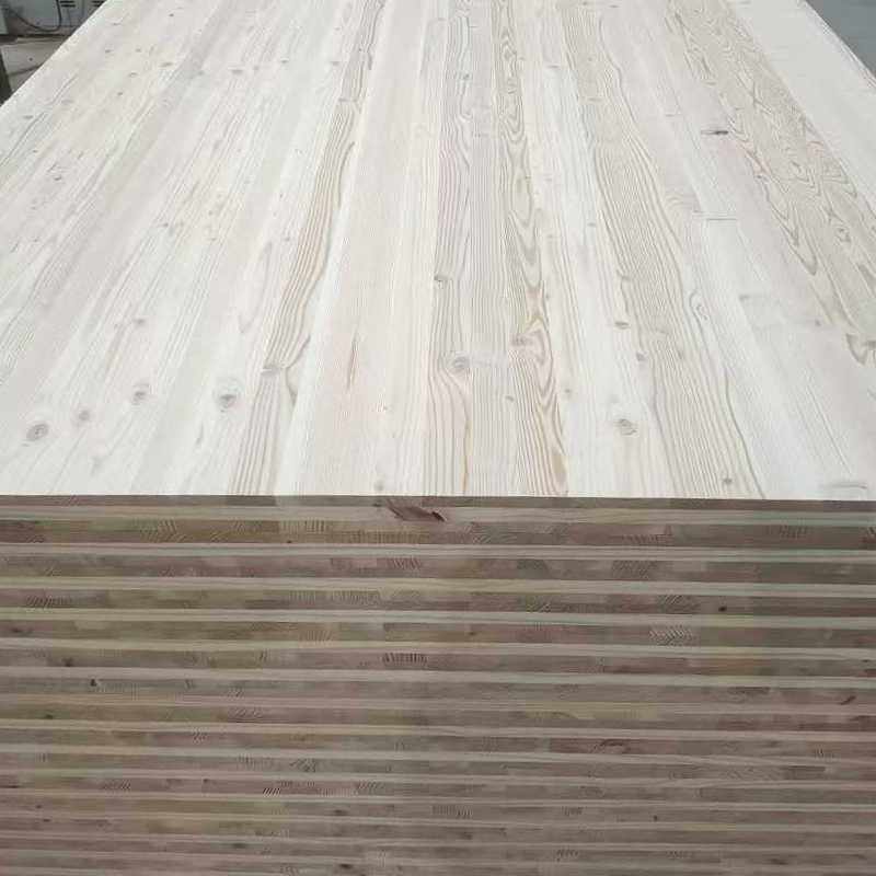 Fyrre industrielle CLT paneler