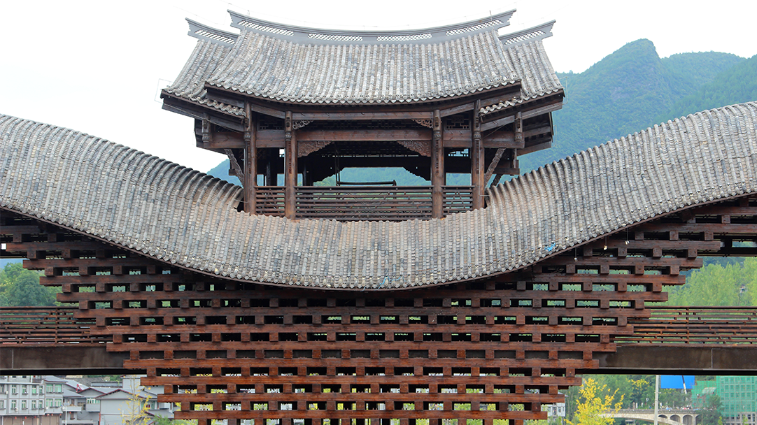 Zhuoshui vind-og-regndækket bro, Qianjiang, Chongqing